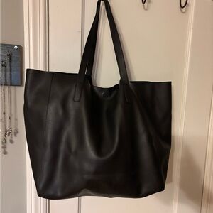 Classic Black Leather Tote Bag - Women's Everyday Carry